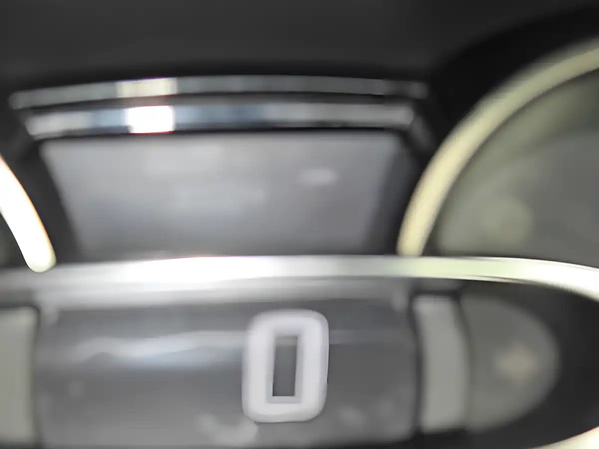 Used 2016 Renault Clio Dynamique Nav White - Interior and Exterior details 12