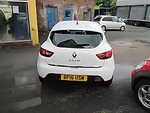 Used 2016 Renault Clio Dynamique Nav White - Interior and Exterior details 3