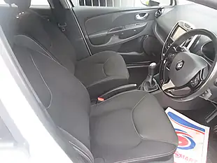 Used 2016 Renault Clio Dynamique Nav White - Interior and Exterior details 7