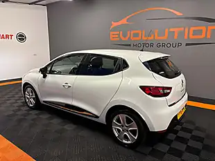 Used 2016 Renault Clio Dynamique Nav White - Interior and Exterior details 10