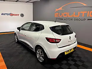 Used 2016 Renault Clio Dynamique Nav White - Interior and Exterior details 4
