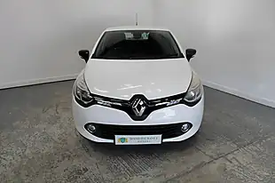 Used 2016 Renault Clio Dynamique Nav White - Interior and Exterior details 9