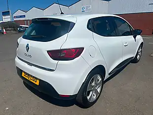 Used 2016 Renault Clio Dynamique Nav White - Interior and Exterior details 7