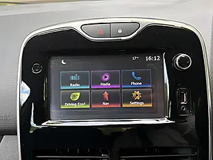 Used 2016 Renault Clio Dynamique Nav White - Interior and Exterior details 12