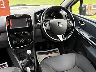 Used 2016 Renault Clio Dynamique Nav White - Interior and Exterior details 7