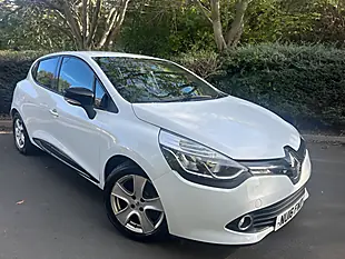 Used 2016 Renault Clio Dynamique Nav White - Interior and Exterior details 2