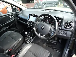 Used 2016 Renault Clio Dynamique S Nav Black - Interior and Exterior details 11