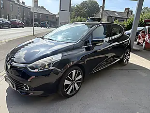 Used 2016 Renault Clio Dynamique S Nav Black - Interior and Exterior details 6
