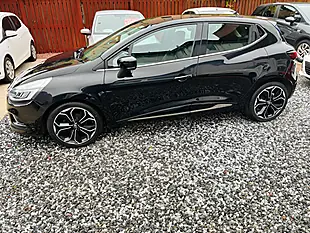 Used 2016 Renault Clio Dynamique S Nav Black - Interior and Exterior details 10