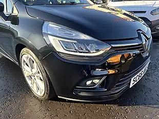 Used 2016 Renault Clio Dynamique S Nav Diamond Black - Interior and Exterior details 3