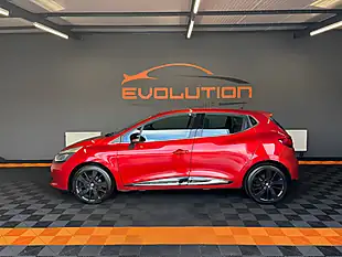 Used 2016 Renault Clio Dynamique S Nav Red - Interior and Exterior details 2