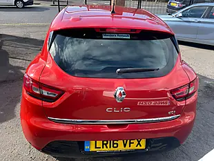 Used 2016 Renault Clio Dynamique S Nav Red - Interior and Exterior details 5