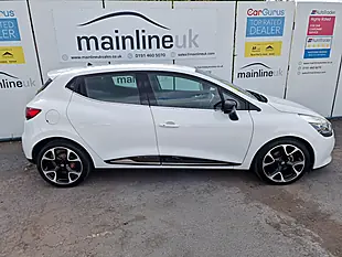 Used 2016 Renault Clio Dynamique S Nav White - Interior and Exterior details 10