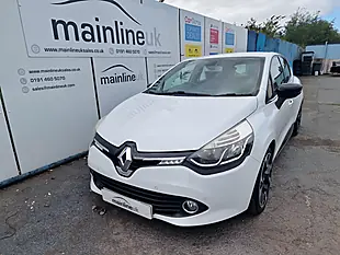 Used 2016 Renault Clio Dynamique S Nav White - Interior and Exterior details 3