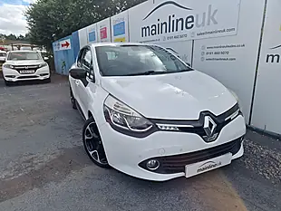 Used 2016 Renault Clio Dynamique S Nav White - Interior and Exterior details 6