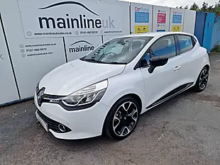 Used 2016 Renault Clio Dynamique S Nav White - Interior and Exterior details 8