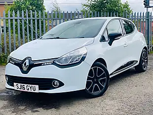 Used 2016 Renault Clio Dynamique White - Interior and Exterior details 13