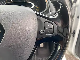 Used 2016 Renault Clio Dynamique White - Interior and Exterior details 18