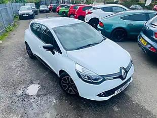 Used 2016 Renault Clio Dynamique White - Interior and Exterior details 2