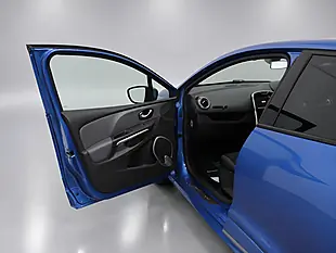 Used 2016 Renault Clio GT Line Nav Blue - Interior and Exterior details 13