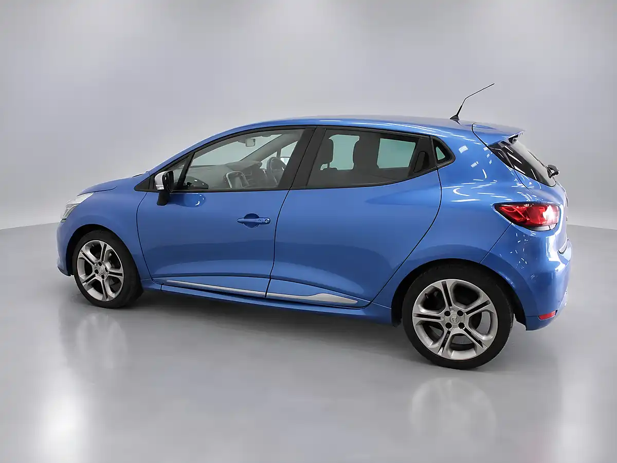 Used 2016 Renault Clio GT Line Nav Blue - Interior and Exterior details 7