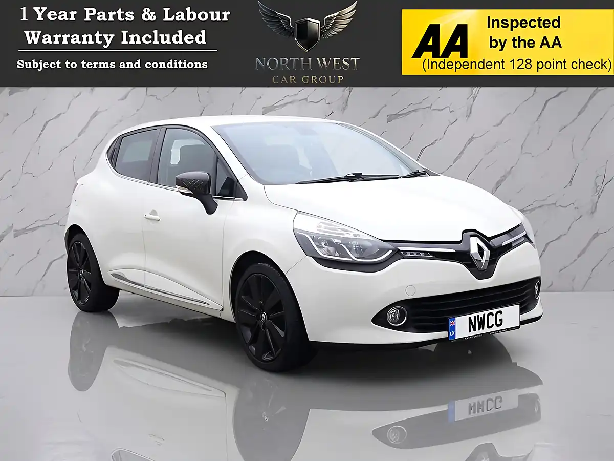 Used 2016 Renault Clio Iconic 25 Nav White - Front View