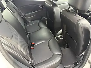 Used 2016 Renault Clio White - Interior and Exterior details 13
