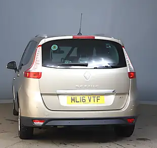 Used 2016 Renault Grand Scenic Dynamique Nav Beige - Interior and Exterior details 5