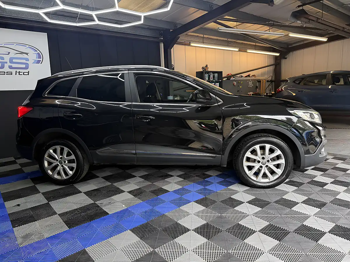 Used 2016 Renault Kadjar Dynamique Nav Black - Interior and Exterior details 12