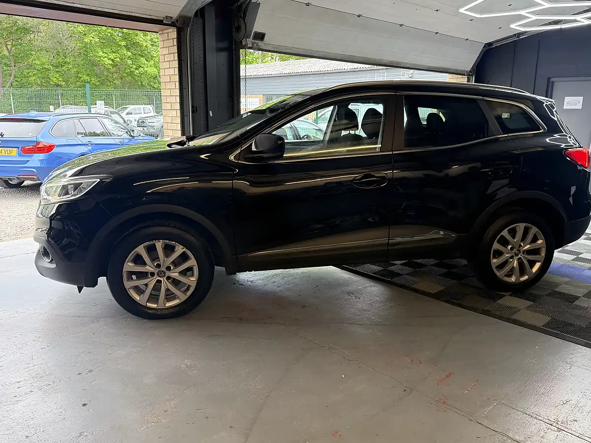 Used 2016 Renault Kadjar Dynamique Nav Black - Interior and Exterior details 13