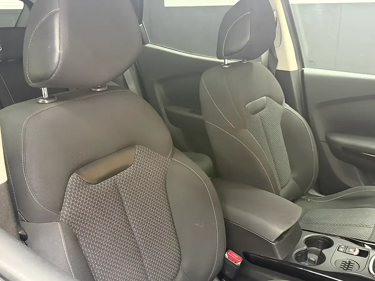 Used 2016 Renault Kadjar Dynamique Nav Black - Interior and Exterior details 14