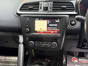 Used 2016 Renault Kadjar Dynamique Nav Black - Interior and Exterior details 16