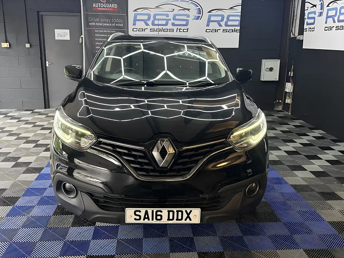 Used 2016 Renault Kadjar Dynamique Nav Black - Interior and Exterior details 3
