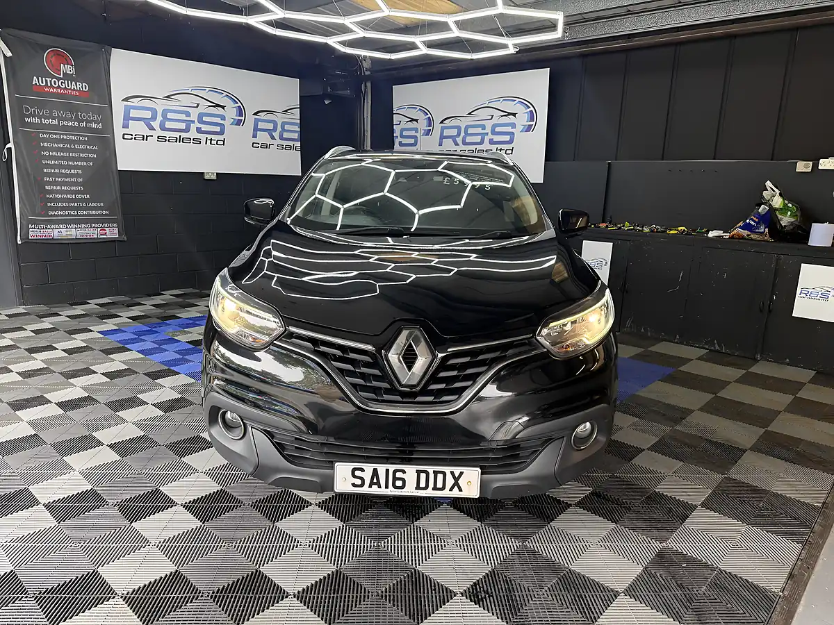 Used 2016 Renault Kadjar Dynamique Nav Black - Interior and Exterior details 6