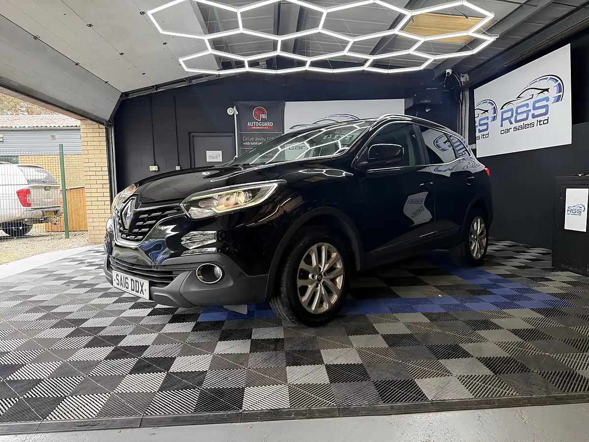 Used 2016 Renault Kadjar Dynamique Nav Black - Interior and Exterior details 7