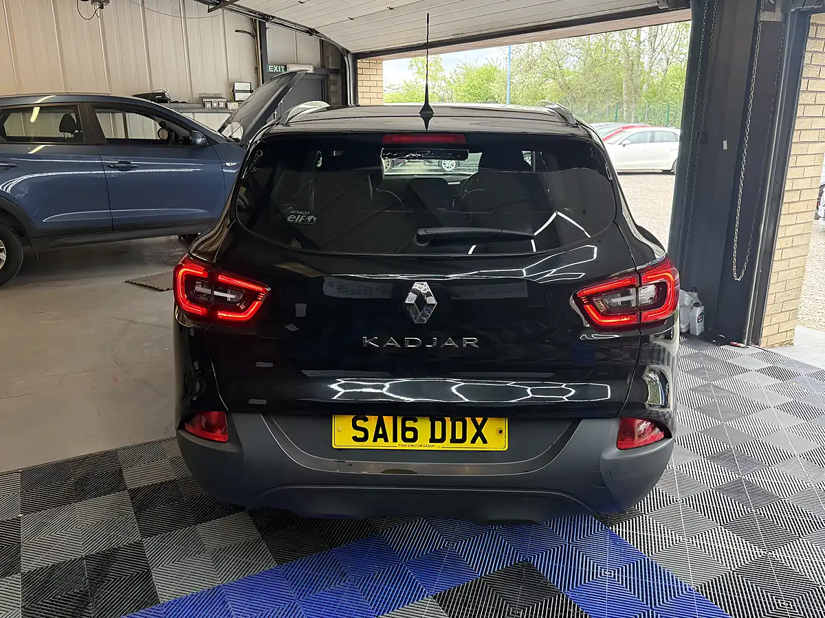 Used 2016 Renault Kadjar Dynamique Nav Black - Interior and Exterior details 9