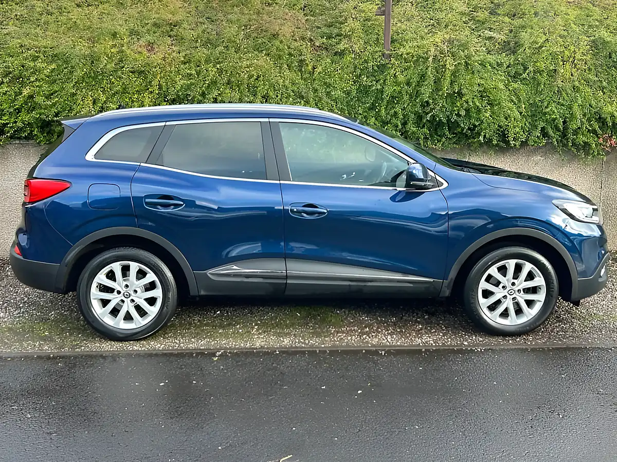 Used 2016 Renault Kadjar Dynamique Nav Blue - Interior and Exterior details 3