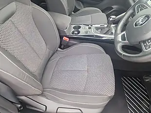 Used 2016 Renault Kadjar Dynamique Nav Blue - Interior and Exterior details 11
