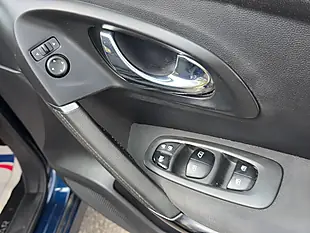 Used 2016 Renault Kadjar Dynamique Nav Blue - Interior and Exterior details 12