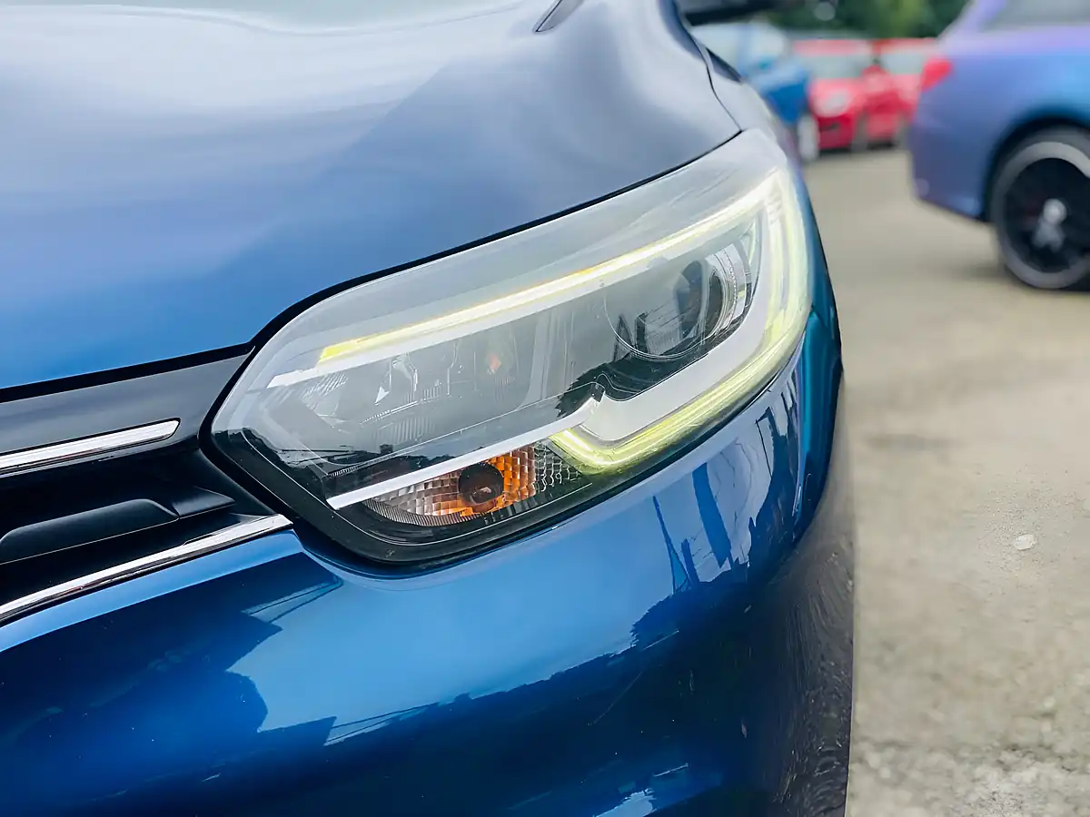 Used 2016 Renault Kadjar Dynamique Nav Blue - Interior and Exterior details 11