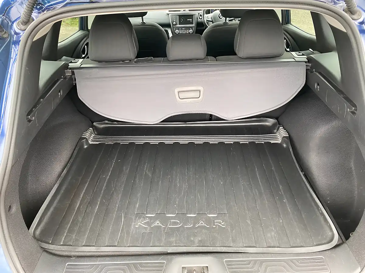 Used 2016 Renault Kadjar Dynamique Nav Blue - Interior and Exterior details 12