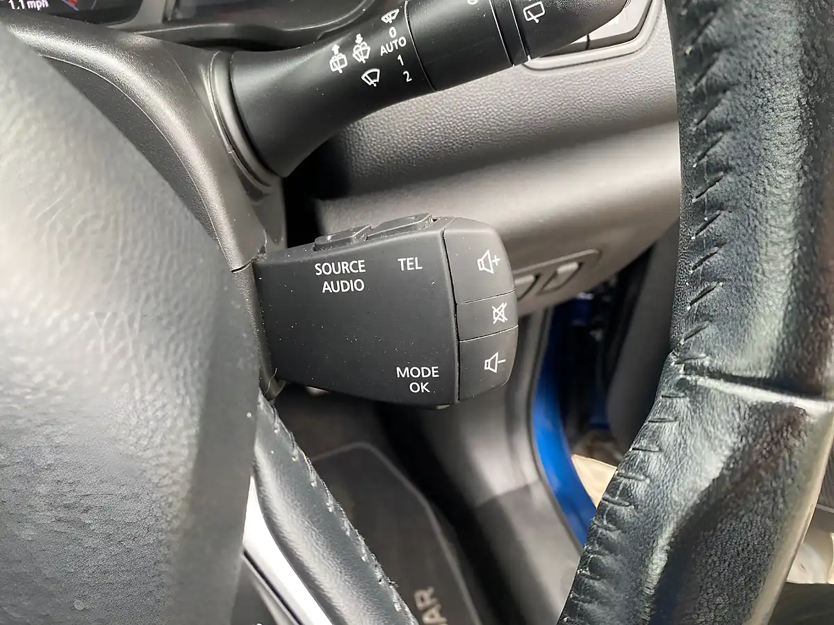 Used 2016 Renault Kadjar Dynamique Nav Blue - Interior and Exterior details 15