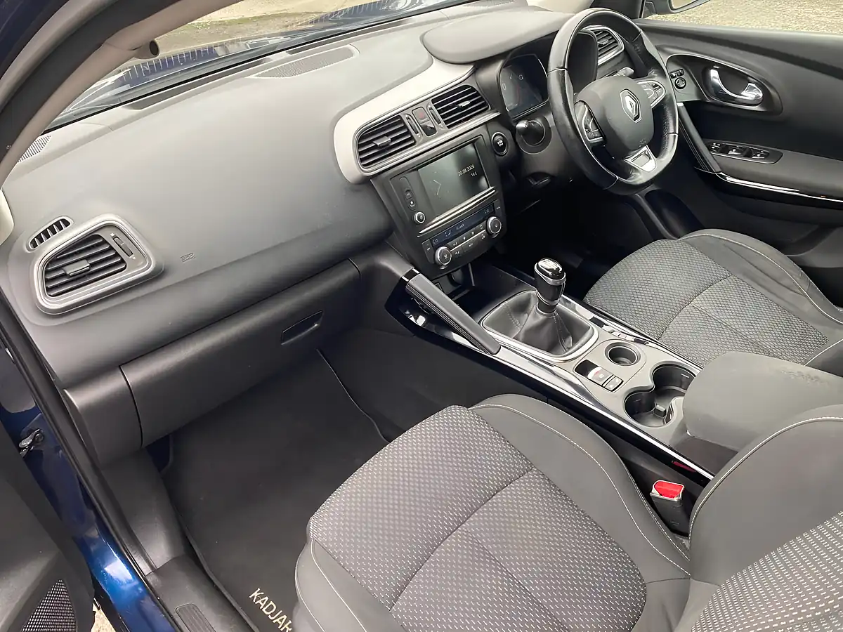 Used 2016 Renault Kadjar Dynamique Nav Blue - Interior and Exterior details 5