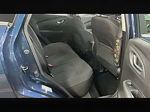 Used 2016 Renault Kadjar Dynamique Nav Cosmos Blue - Interior and Exterior details 12