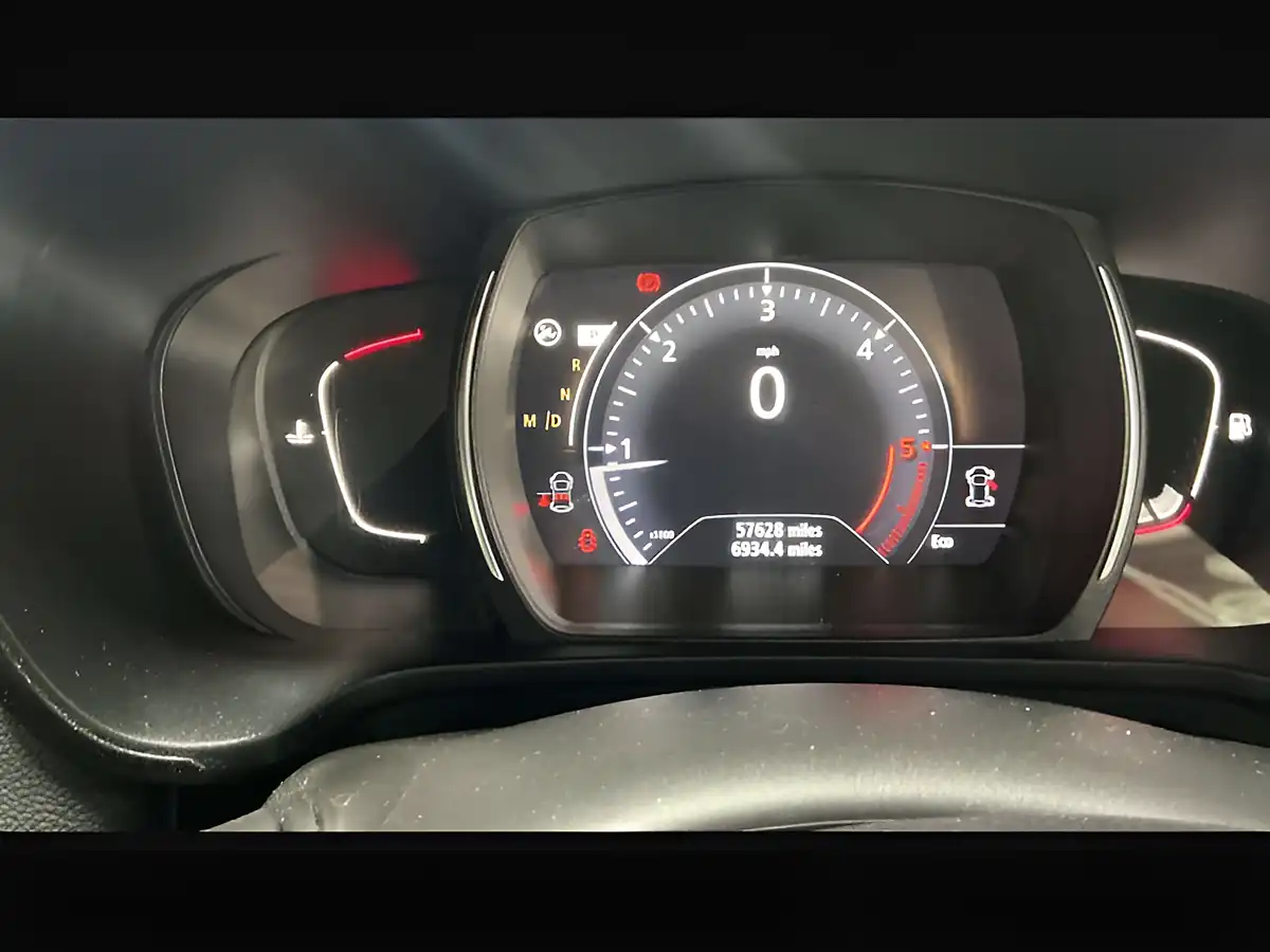 Used 2016 Renault Kadjar Dynamique Nav Cosmos Blue - Interior and Exterior details 13