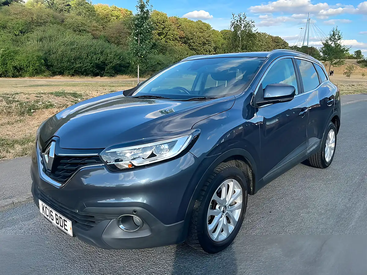 Used 2016 Renault Kadjar Dynamique Nav Grey - Interior and Exterior details 5