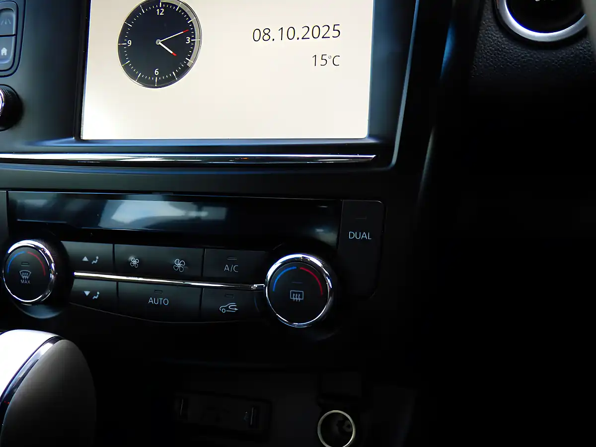 Used 2016 Renault Kadjar Dynamique Nav Grey - Interior and Exterior details 15