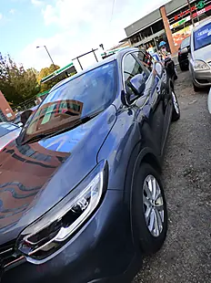 Used 2016 Renault Kadjar Dynamique Nav Grey - Interior and Exterior details 4