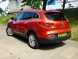 Used 2016 Renault Kadjar Dynamique Nav Red - Interior and Exterior details 13