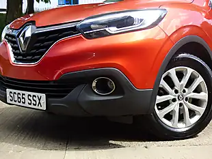 Used 2016 Renault Kadjar Dynamique Nav Red - Interior and Exterior details 20